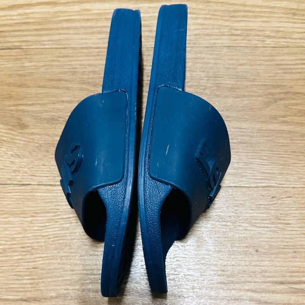 LEVIS Rubber Slide - Picture 4 of 9